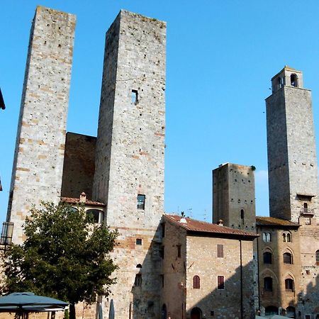 Il Borgo Antico Apartment San Gimignano Bagian luar foto