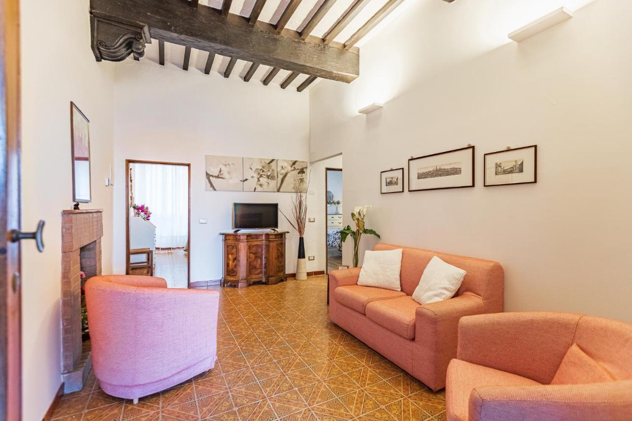 Il Borgo Antico Apartment San Gimignano Bagian luar foto